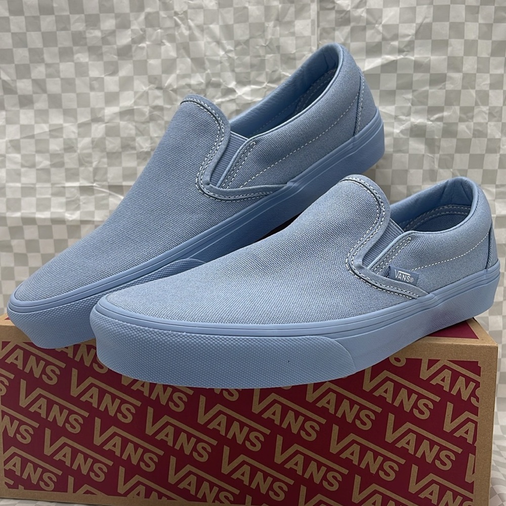 Vans Women’s Canvas Upper Classic Slip-On
Pastel Mono Dusty Blue
VN000CT5DSB - Picture 2 of 16